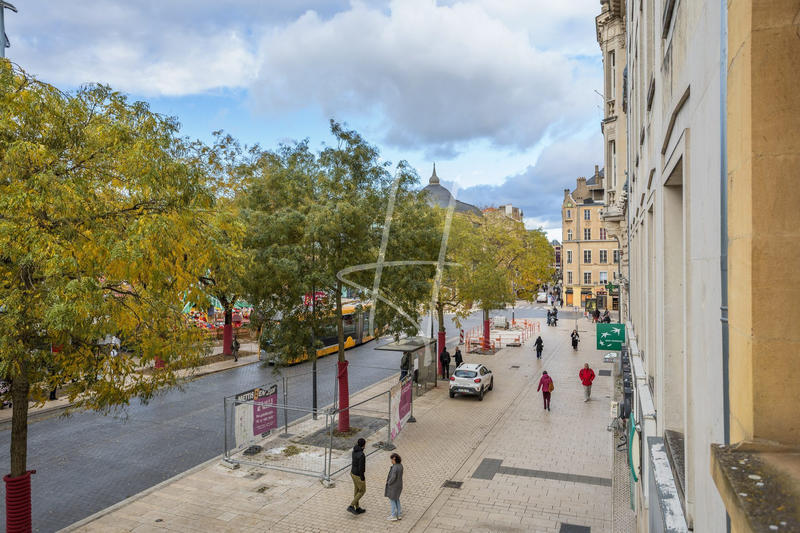 Appartement - 257 m² - 8 pièces