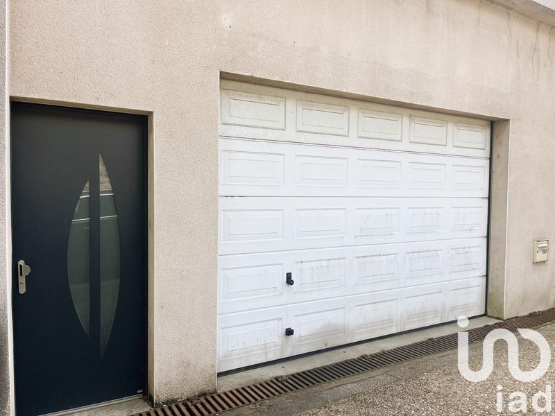 Maison - 246 m² - 7 pièces