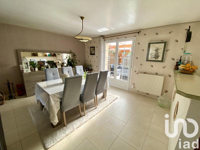 Maison - 98 m² - 5 pièces