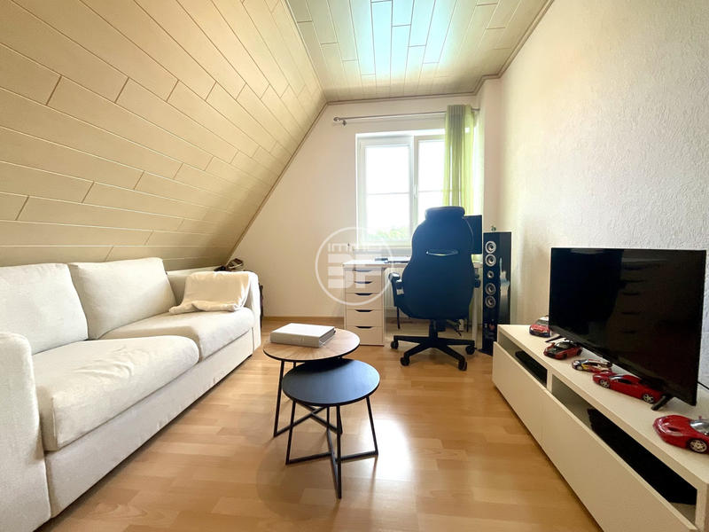 Maison traditionnelle - 163 m² - 7 pièces