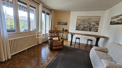 Appartement - 89 m² - 3 pièces
