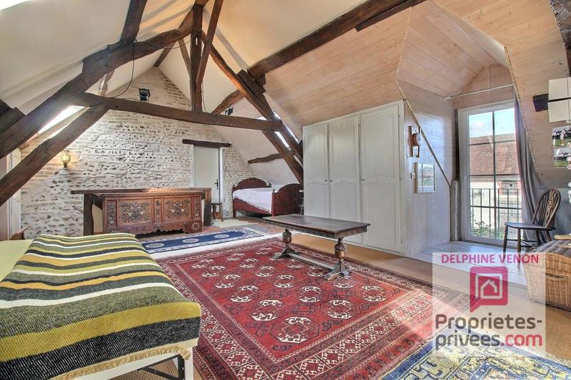 Propriété - 302 m² - 8 pièces