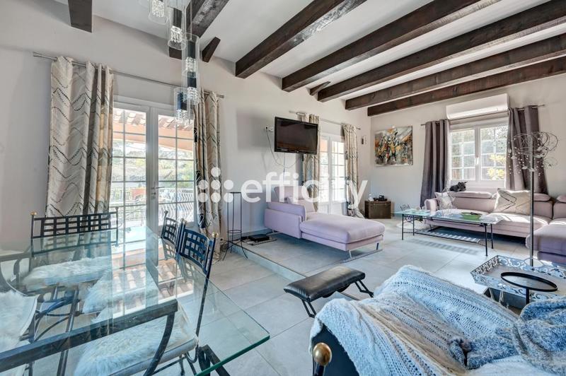 Villa - 202 m² - 7 pièces