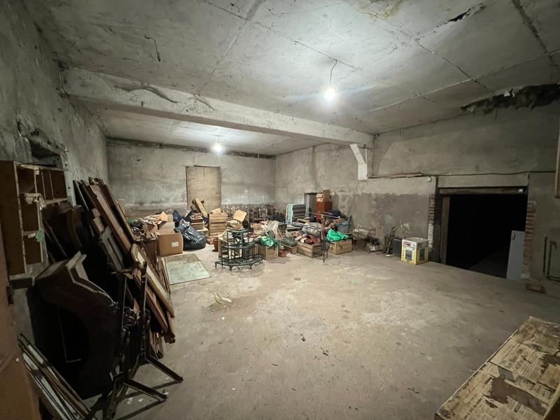 Maison - 230 m² - 9 pièces