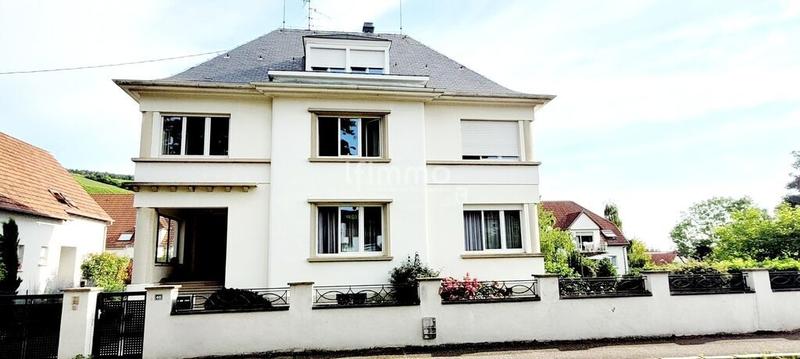 Maison bourgeoise - 277 m² - 6 pièces
