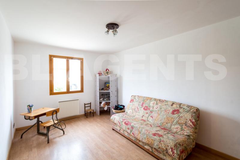 Maison traditionnelle - 264 m² - 8 pièces