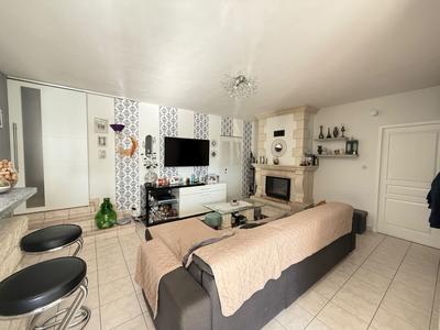 Maison - 102 m² - 4 pièces