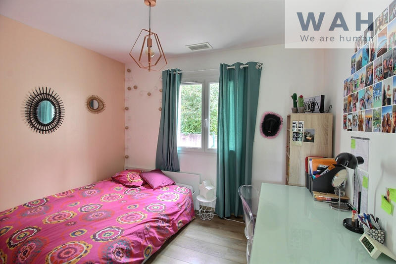 Villa - 151 m² - 6 pièces