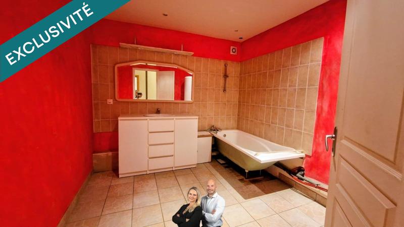 Maison - 237 m² - 8 pièces