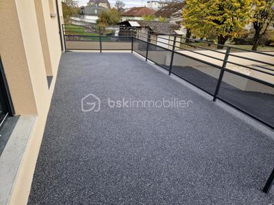 Maison - 80 m² - 1 pièce