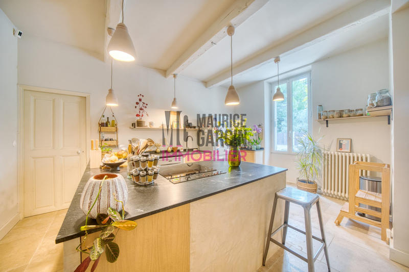 Maison - 180 m² - 7 pièces