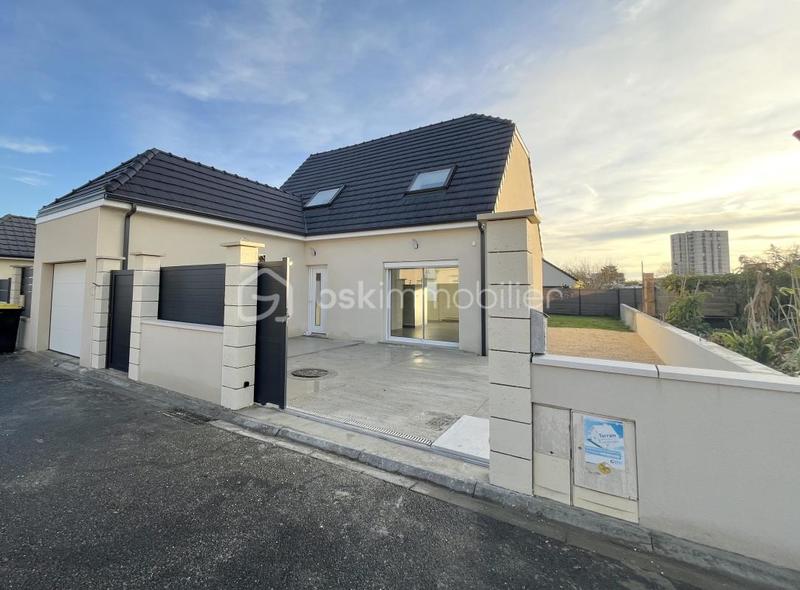 Maison - 110 m² - 5 pièces