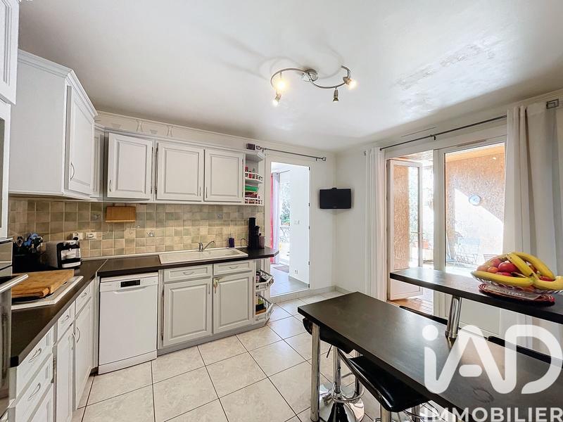 Maison de village - 120 m² - 7 pièces