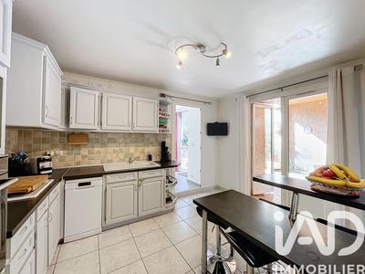 Maison de village - 120 m² - 7 pièces