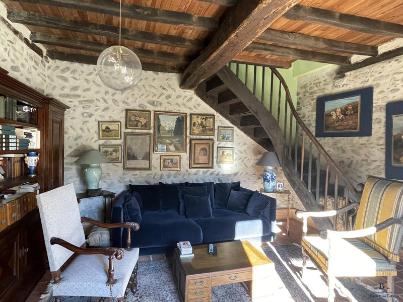 Maison - 231 m² - 6 pièces