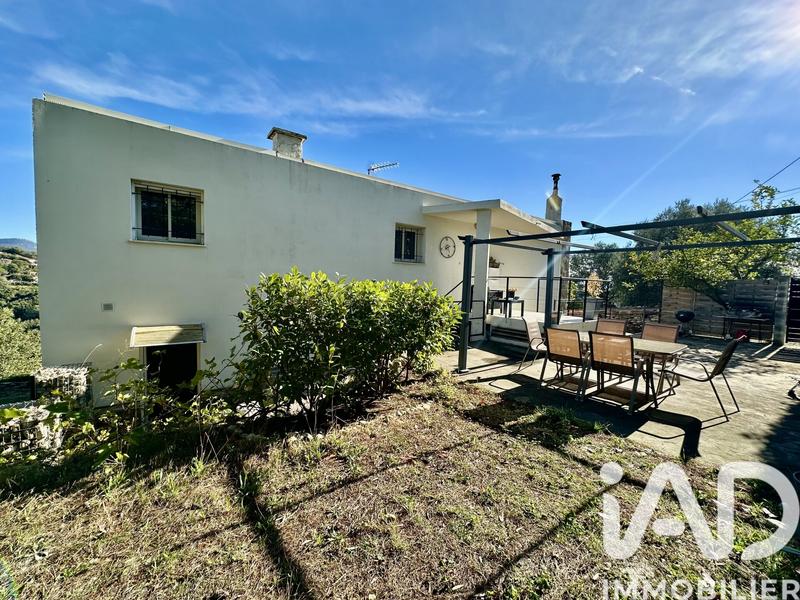 Maison - 122 m² - 5 pièces