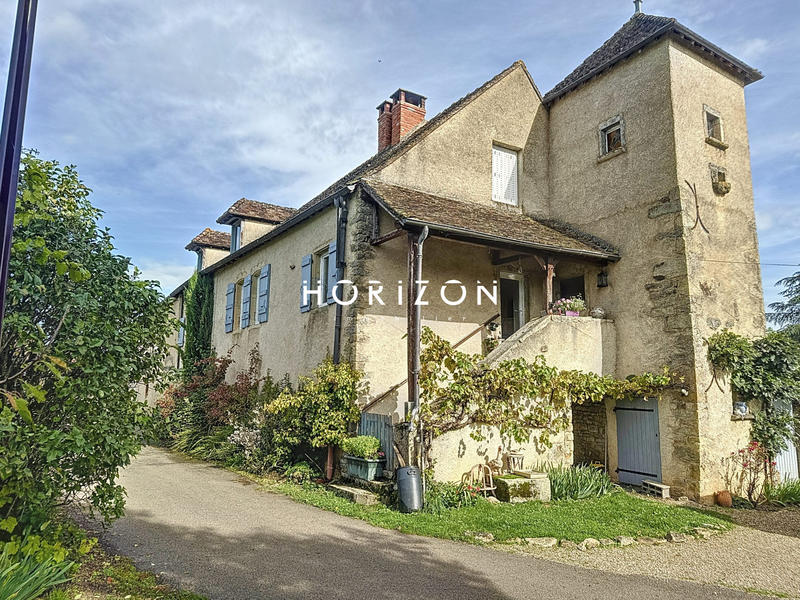 Maison ancienne - 200 m² - 7 pièces