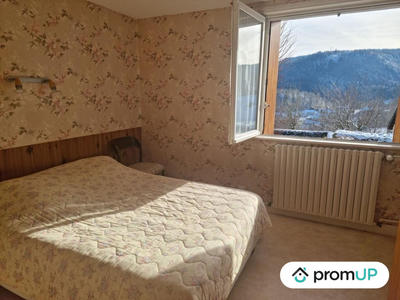 Maison traditionnelle - 223 m² - 12 pièces