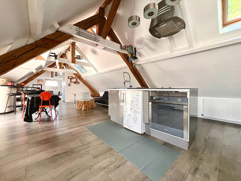 Maison - 483 m² - 16 pièces