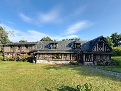 Propriété - 290 m² - 10 pièces