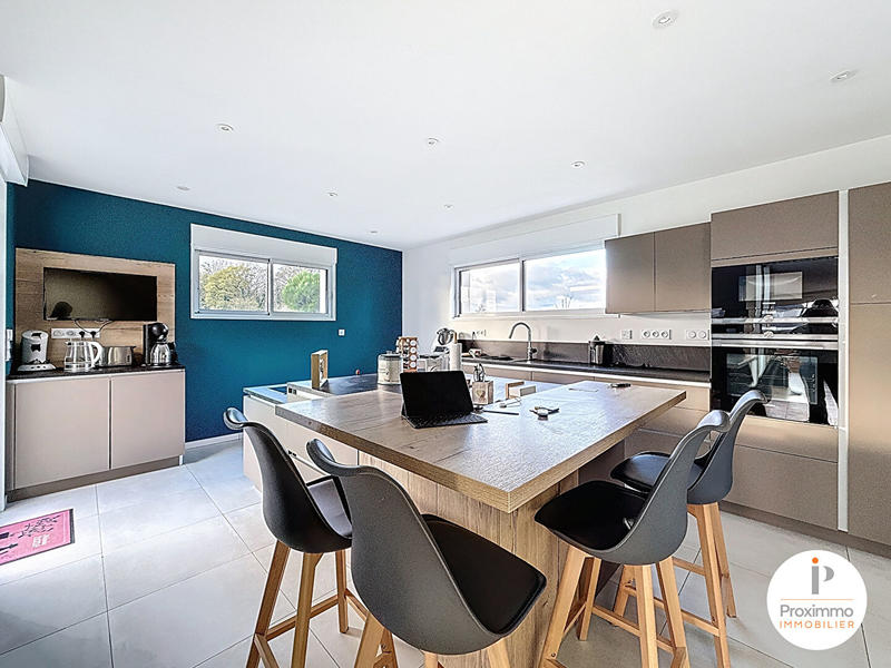 Maison - 166 m² - 4 pièces