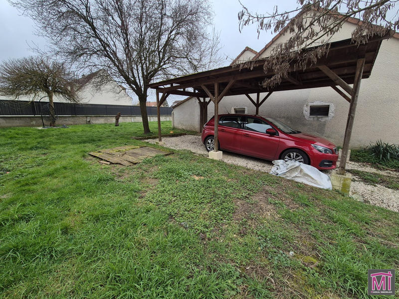 Villa - 90 m² - 5 pièces