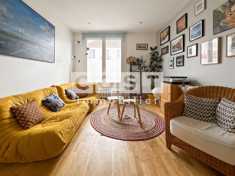 Maison traditionnelle - 163 m² - 6 pièces