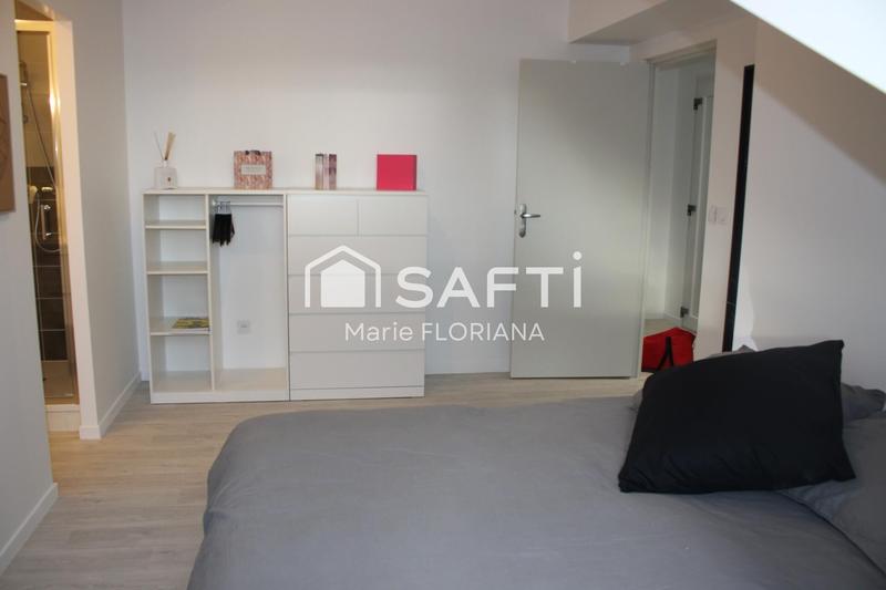 Appartement - 80 m² - 5 pièces