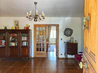 Maison - 221 m² - 5 pièces