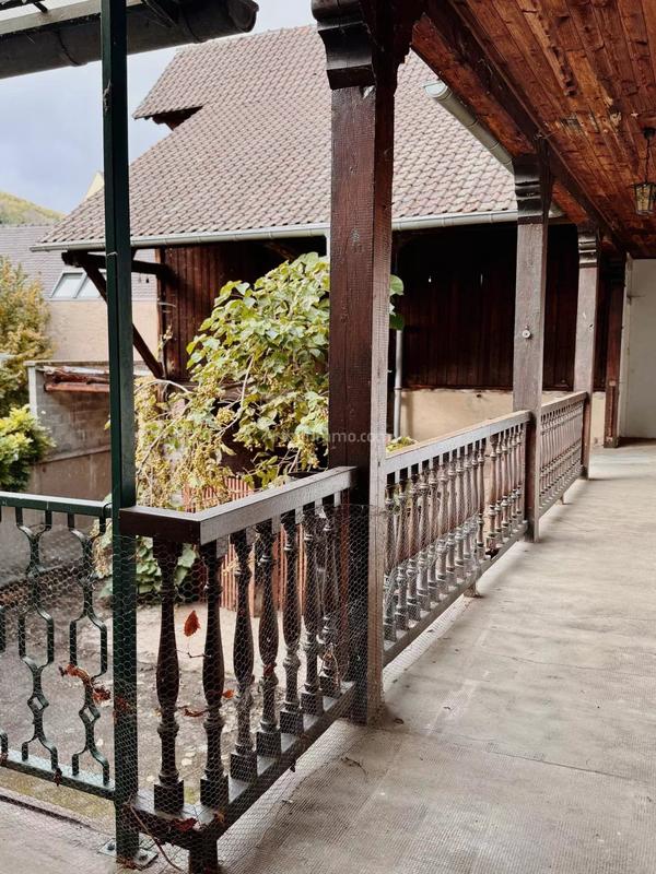 Maison - 312 m² - 12 pièces