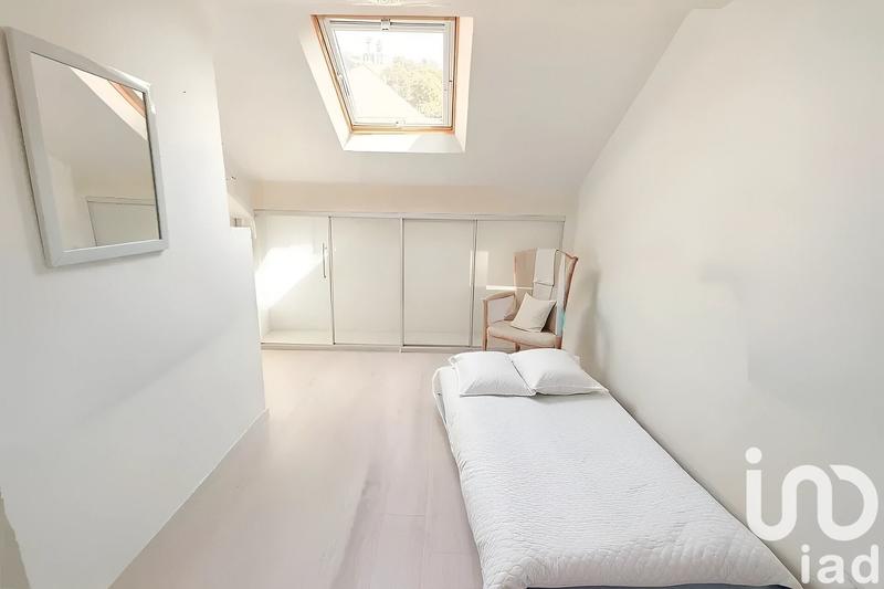 Maison - 204 m² - 8 pièces