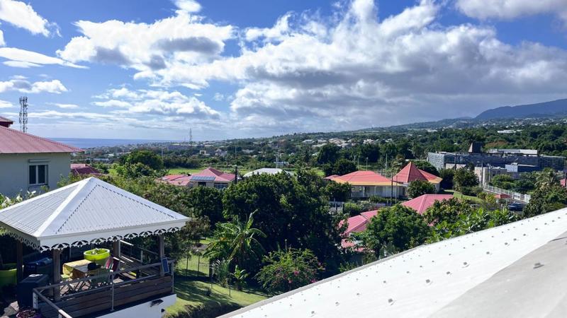 Villa - 200 m² - 6 pièces