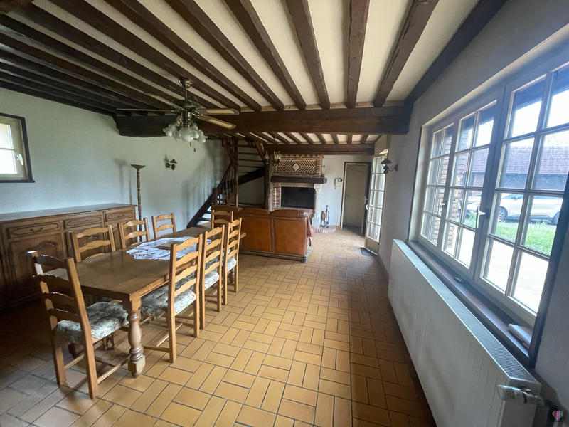 Maison - 178 m² - 8 pièces