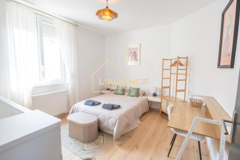 Maison - 120 m² - 8 pièces