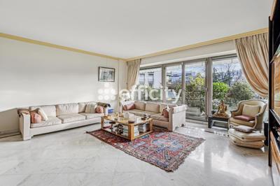 Appartement - 121 m² - 4 pièces