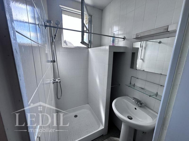 Maison - 94 m² - 5 pièces