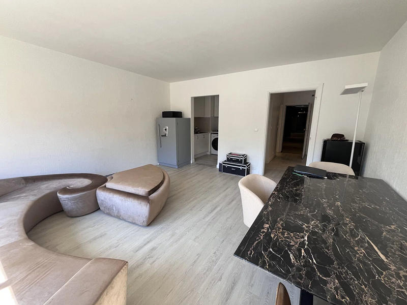 Appartement - 66 m² - 2 pièces