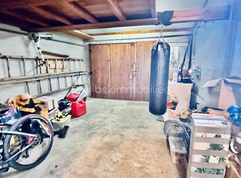 Maison traditionnelle - 91 m² - 4 pièces