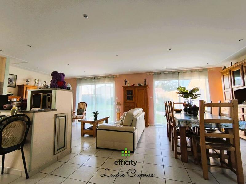 Maison - 104 m² - 5 pièces