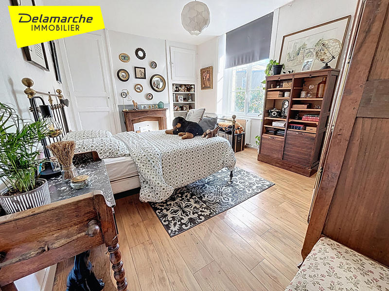 Maison - 166 m² - 6 pièces