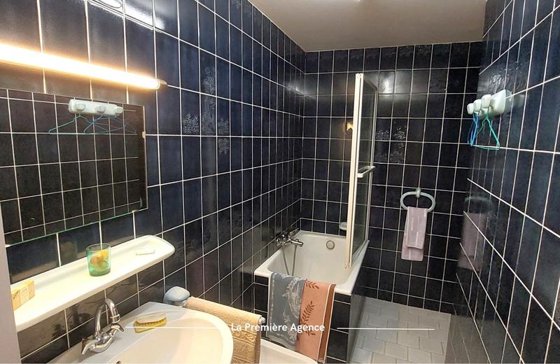 Maison - 185 m² - 8 pièces