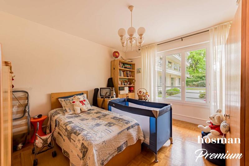 Appartement - 127 m² - 6 pièces