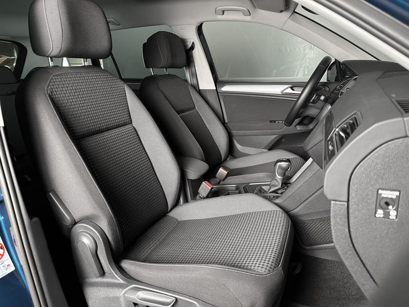 Volkswagen Tiguan Active 2.0 Tdi 150ch Dsg Phase 2 Ja17p Digital Cockpit Sieges Chauff Hud Camera 3d