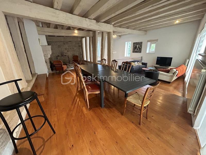 Maison en pierre - 432 m² - 13 pièces