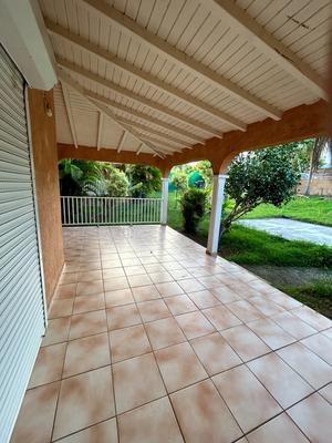 Maison - 104 m² - 6 pièces