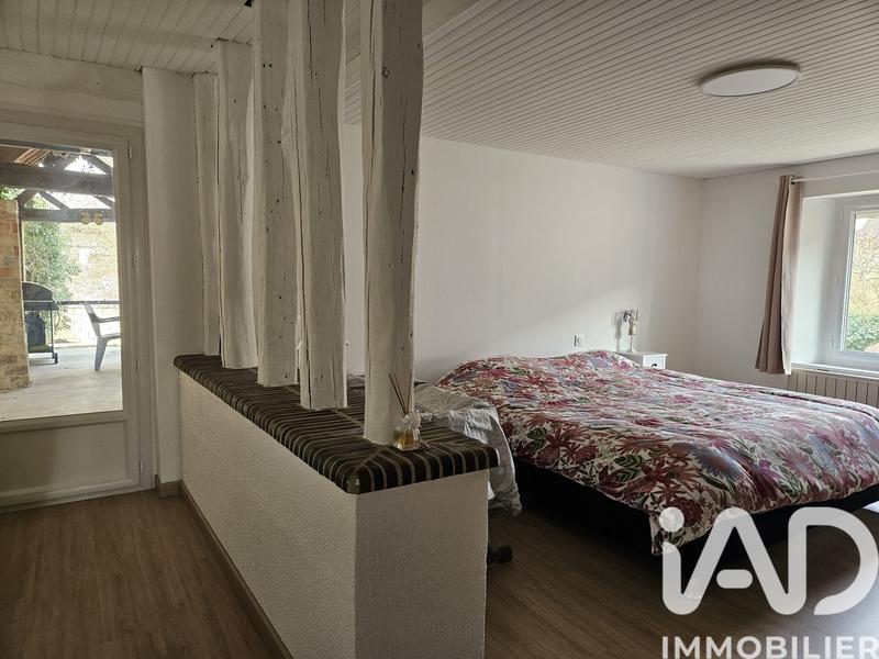 Maison - 202 m² - 7 pièces