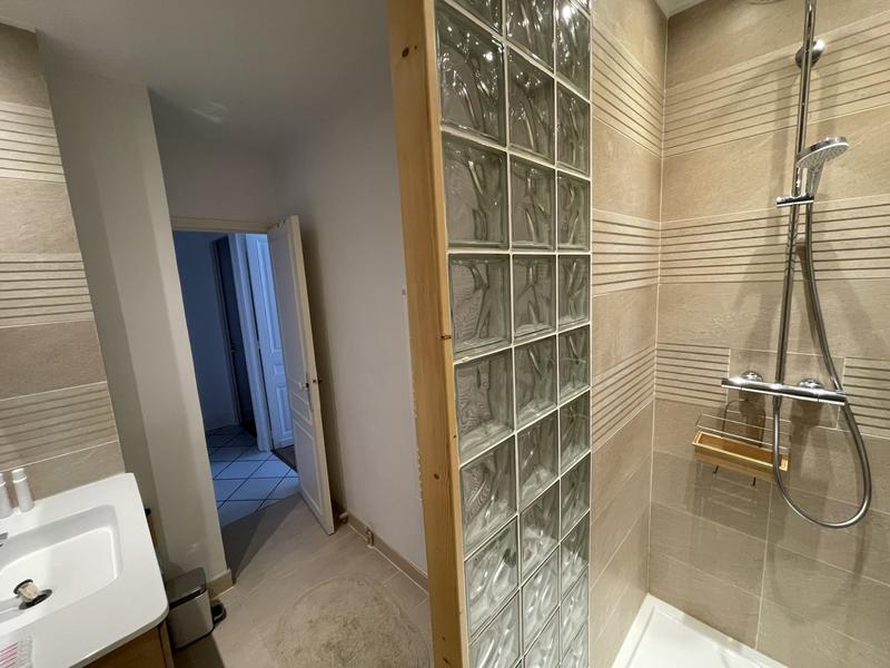 Appartement - 97 m² - 3 pièces