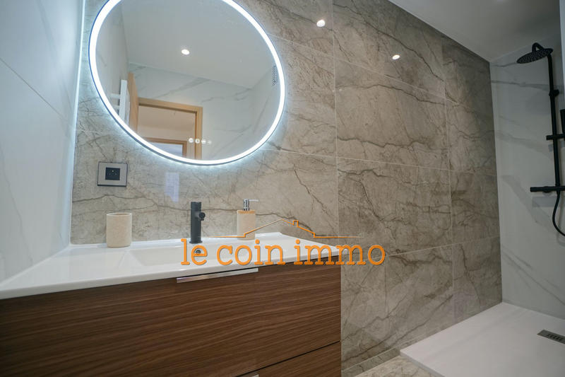 Appartement - 103 m² - 4 pièces