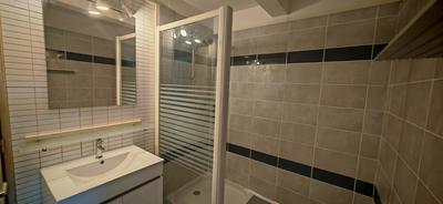 Loft - 70 m² - 3 pièces