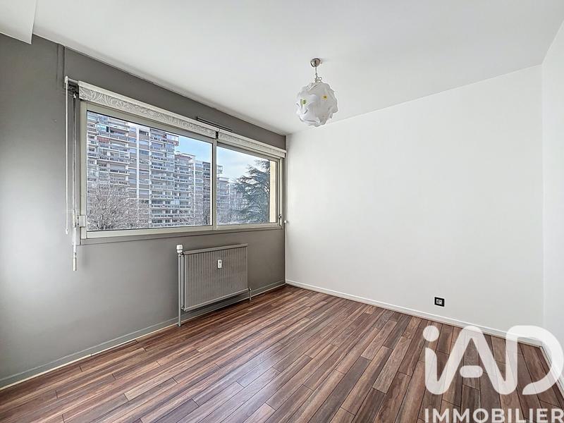 Appartement - 81 m² - 4 pièces